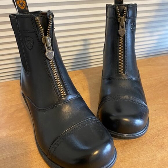 New!  Ariat Round Toe Paddock Boots size 5.5 - Picture 1 of 3